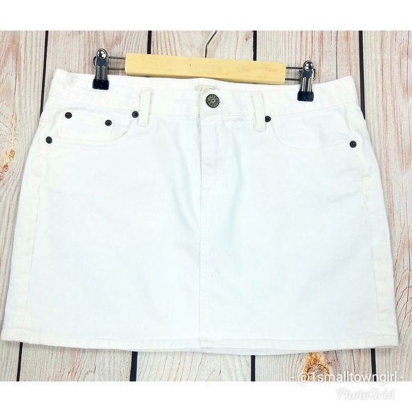 J. Crew Dresses & Skirts - J. Crew jean mini skirt white 5 pockets size 32/12